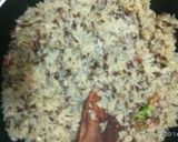 A picture of step 4 of Quick kali urad ki khichdi.
