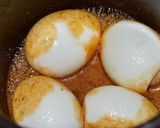 Foto del paso 4 de la receta: Huevos fritos especiados