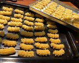 Foto langkah ke 4 dari resep Simple Butter Cookies (3 Ingredients) No Mixer.