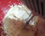 A picture of step 1 of Frosting sugar cookies.