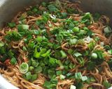 A picture of step 7 of Veg hakka noodles.