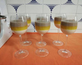 Foto del paso 4 de la receta: Postre con tres capas