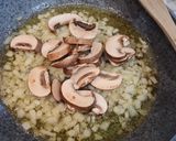 Foto del paso 2 de la receta: Fideuá de rabo de toro y champiñones