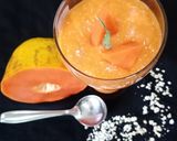 A picture of step 2 of Papaya Oats Banana Smoothie.