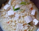 Foto langkah ke 4 dari resep Mie Kuah Pedas.