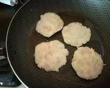 Foto del paso 4 de la receta Tortitas de papá con jamón