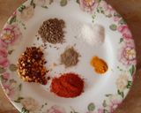 A picture of step 4 of Chilli Mince Curry 🥘.