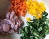 รูปขั้นตอนการทำที่ 1 ของ ข้าวผัดไก่เบบี๋ (อาหารเด็ก)