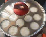 Foto langkah ke 4 dari resep Khanom Krok/Serabi mini Thailand.