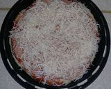 Foto langkah ke 5 dari resep Pizza sederhana.