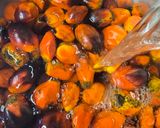 A picture of step 1 of Dad's Favourite Ofe Akwu (Banga Stew).
