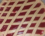 Foto del passaggio 4 della ricetta Crostata ricotta e composta di fragole
