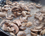 Foto del paso 5 de la receta: Sartén de fideos con champiñones