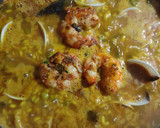 Foto del paso 5 de la receta: Arroz con marisco y espárragos
