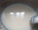 A picture of step 4 of Semolina kheer/ Rava payasam.