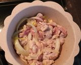 Foto langkah ke 1 dari resep Ayam Tumis Saus Tiram (MPASI 1Y+).