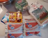 Gyümölcsös-tejszínes-mascarpone krémes torta, születésnap recept fázis 4 fotója