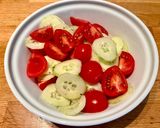 Une image de l'étape 1 de Salade grecque.