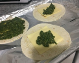 Foto del paso 6 de la receta: Quesadillas de Kale con huevo y tomate 🌮🥗🌶