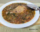 Foto del paso 10 de la receta Guiso de lentejas con pollo y espinacas en olla rápida