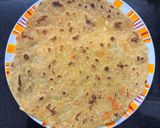 A picture of step 2 of Jowar paratha.