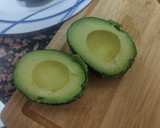 Foto del paso 1 de la receta: Aguacate con salmón
