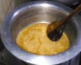 A picture of step 3 of Mughalai halwa.