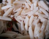 A picture of step 8 of Pasta Pizza.