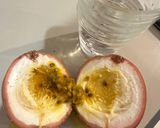 Foto langkah ke 2 dari resep Minuman Markisa Hangat.