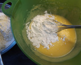 Foto del paso 2 de la receta: Magdalenas crocantes con nueces y coco