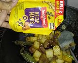 Foto langkah ke 5 dari resep Tumis Ikan Pe Tahu Kecap.