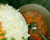 A picture of step 4 of Vegetable pasta with fried fish.
