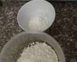 Hình bước làm 2 của món Bánh kem sinh nhật