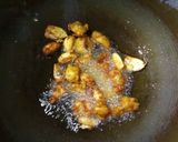 Foto langkah ke 4 dari resep Ayam Goreng Bawang Putih Khas Batam.