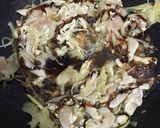 รูปขั้นตอนการทำที่ 2 ของ “ผัดขิงอกไก่”