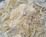A picture of step 7 of Creamy Chicken Alfredo Pasta.