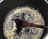 Foto del paso 2 de la receta: Spaghetti con Choritos al aceite oliva y ajo 🧄