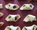 Foto del paso 9 de la receta: Cuernitos rellenos