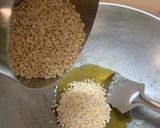 पिस्ता तिळपापडी (Pista Til Papdi Recipe In Marathi) रेसिपी स्टेप 4 फोटो 