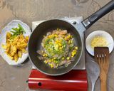 A picture of step 10 of Fried Beef and Shrimp Rice on the Table.