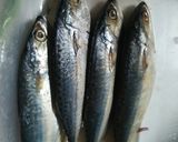 Foto langkah ke 1 dari resep Ikan kembung buncis bumbu kuning.