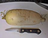 A picture of step 1 of Radish Kimchi.