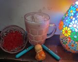 गुलाबी लस्सी विथ टूटी फ्रूटी आइसक्रीम(gulabi lassi with tutti frutti ice-cream recipe in Hindi) रेसिपी चरण 5 फोटो