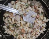 A picture of step 3 of White Sauce Cheezy Veggie MACARONI.