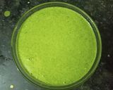 A picture of step 3 of Sandwich with Special Green Chutney.