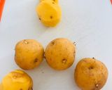 Foto del paso 1 de la receta: Crema de papa amarilla