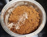 சிகப்பு அவல் லட்டு (Flattened rice laddu recipe in tamil) ரெசிபி ஸ்டேப் 6 புகைப்படம்