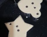 A picture of step 9 of Chocolate chips Pancake.