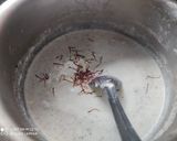 A picture of step 2 of Makhana Kesar Kheer.