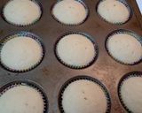 A picture of step 6 of Vanilla Cupcakes.